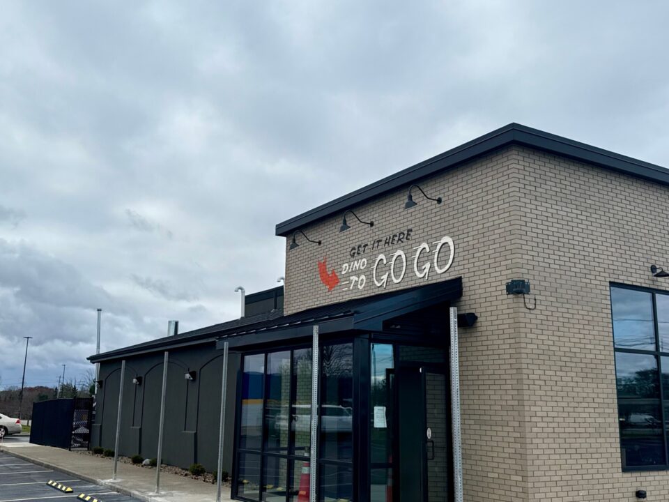 Photo of the Hamburg Dinosaur Bar-B-Que