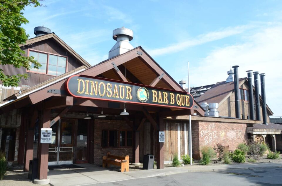 Photo of the Troy Dinosaur Bar-B-Que