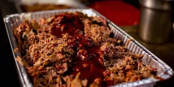 catering tray pulled pork